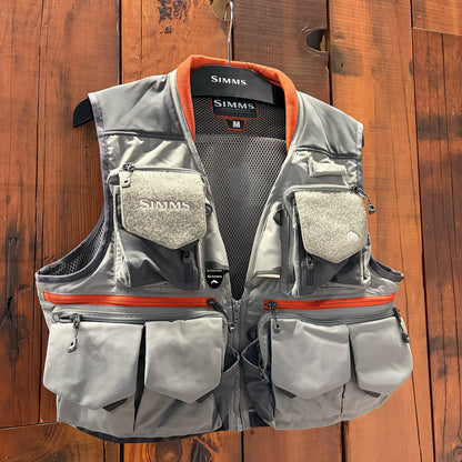 SIMMS GUIDE VEST STEEL カラー
