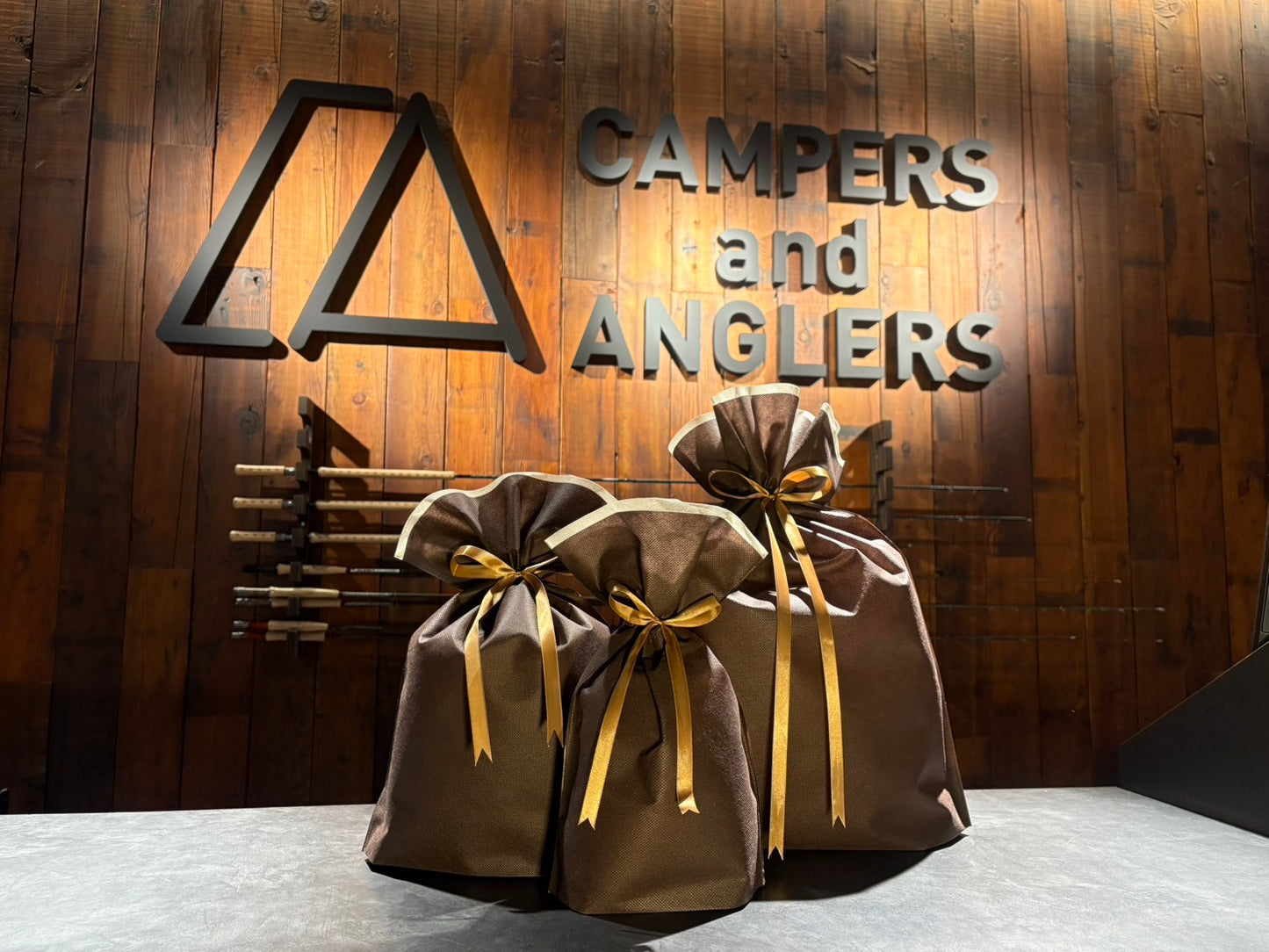 【クリスマス特典 無料】ラッピング包装　3サイズ