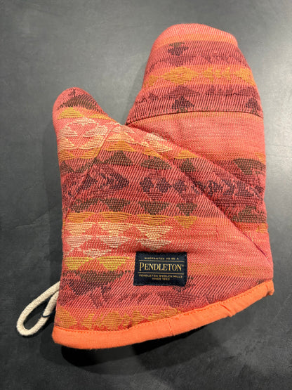PWM Stitch Mitten HGPeakRD 1SZ